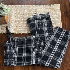 Hollister Black and White Striped Set!! Top and Bottom